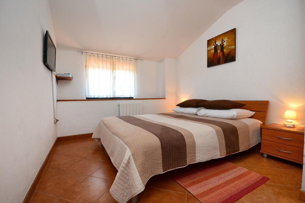 Apartment Lili Poreč Exterior foto