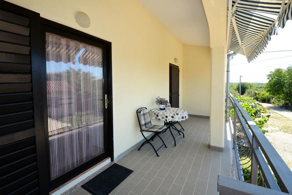 Apartment Lili Poreč Exterior foto